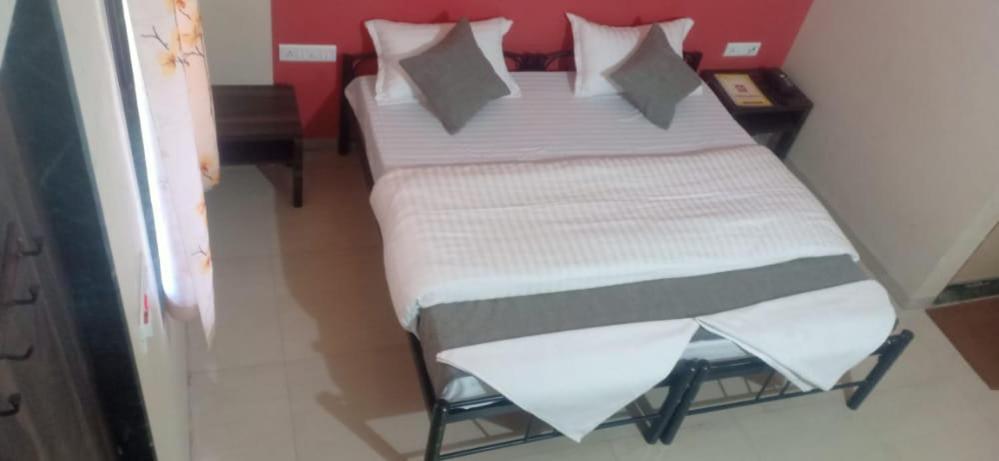Chinchani Hotel Rajendra מראה חיצוני תמונה
