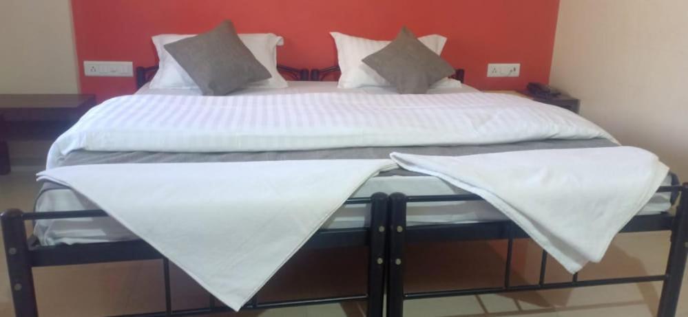 Chinchani Hotel Rajendra מראה חיצוני תמונה