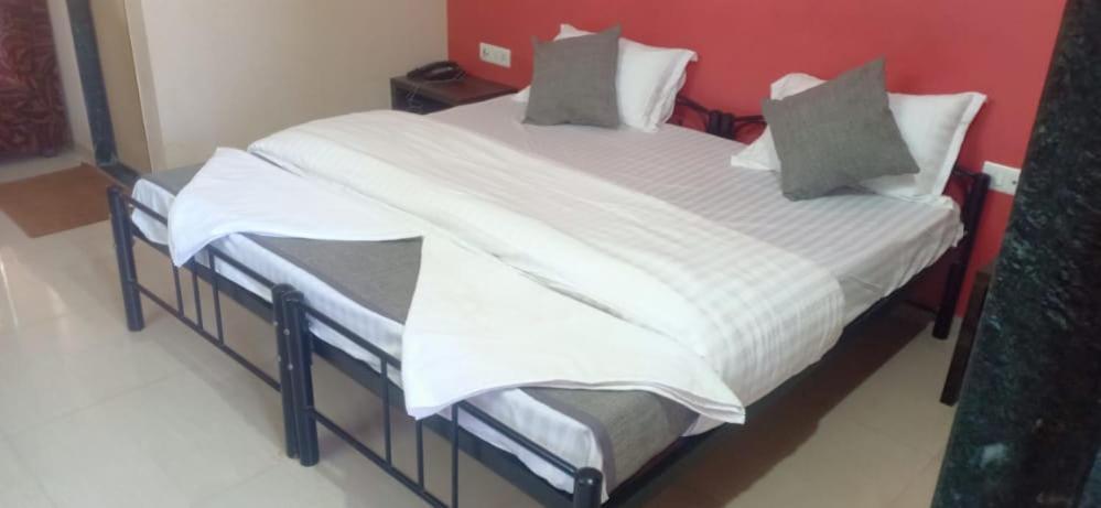Chinchani Hotel Rajendra מראה חיצוני תמונה