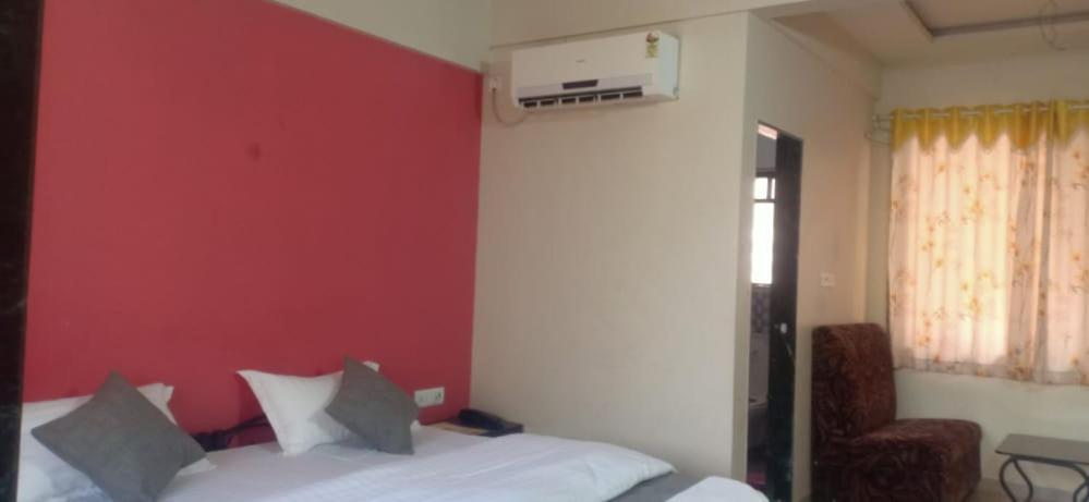 Chinchani Hotel Rajendra מראה חיצוני תמונה